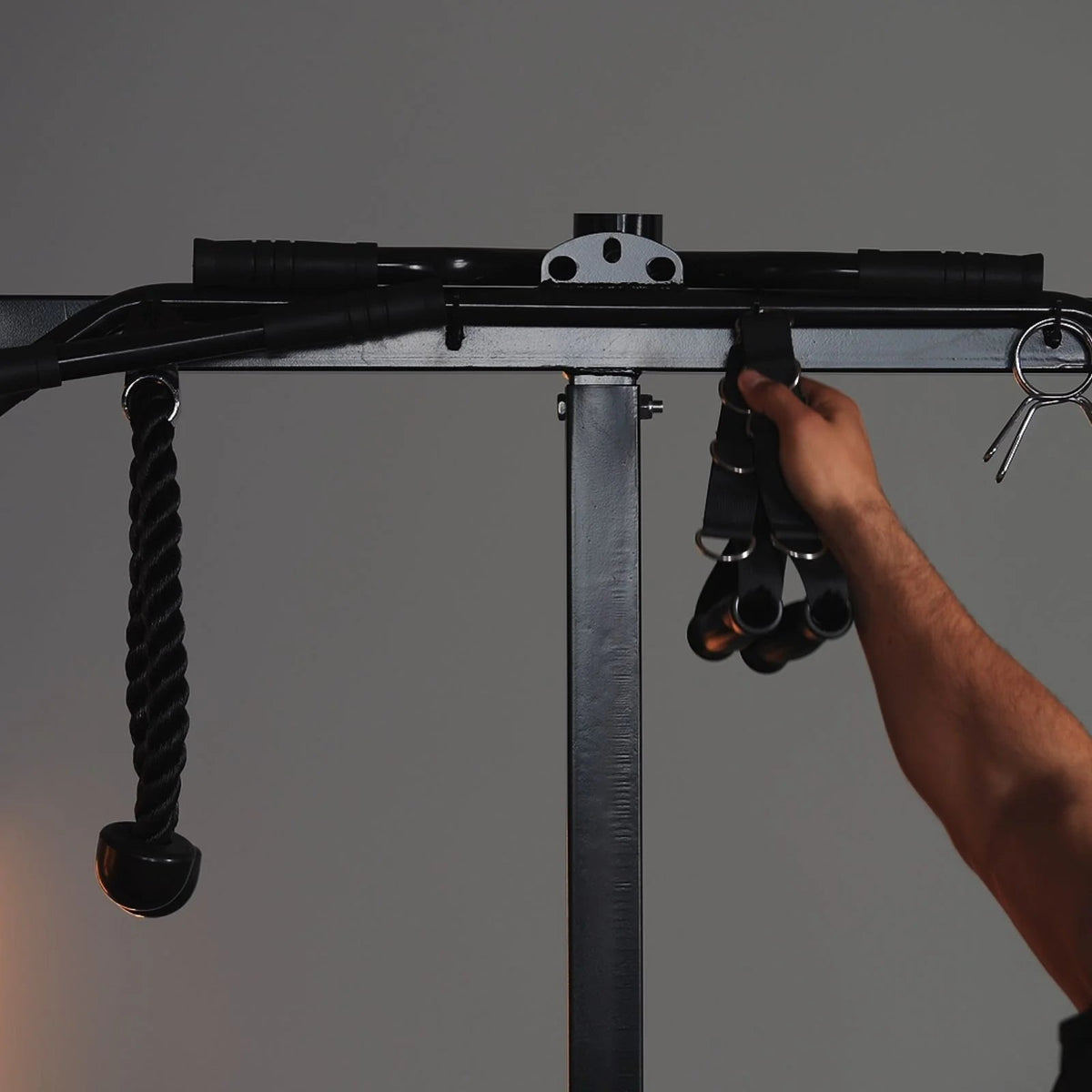 HR05 Half Rack Functional Trainer