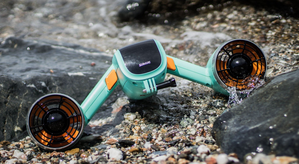 Underwater Fun With This Underwater Scooter
