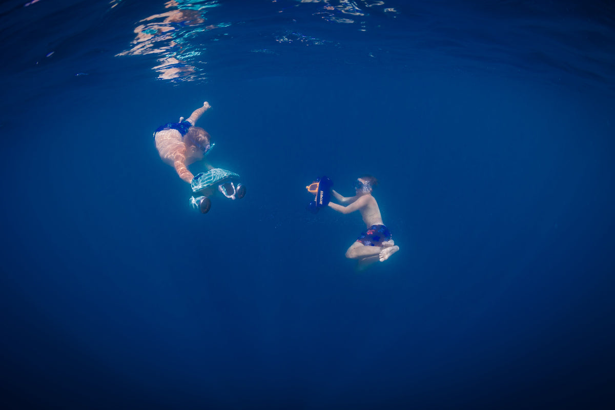 Underwater Fun With This Underwater Scooter