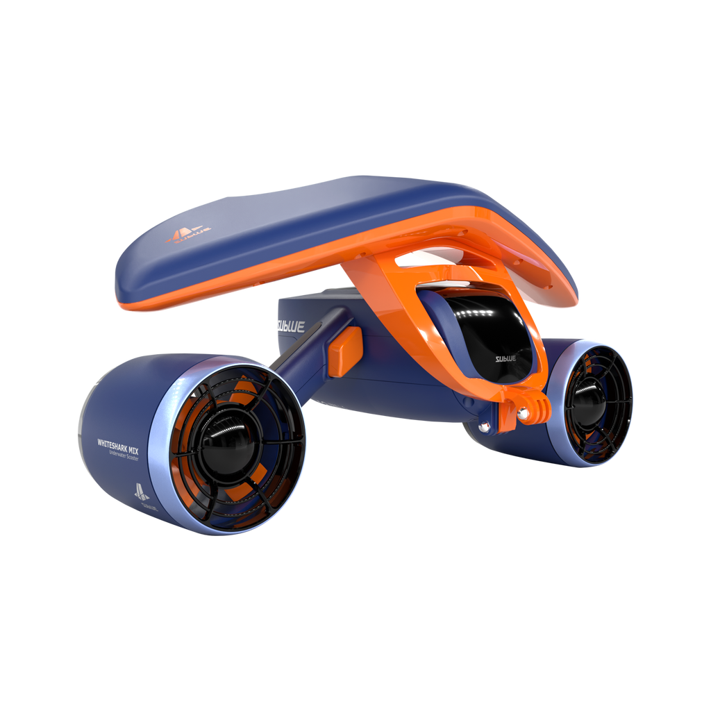 Underwater Fun With This Underwater Scooter