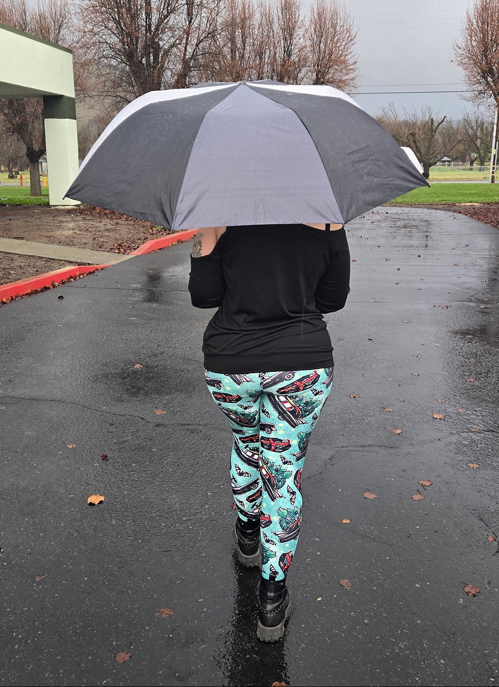 Christmas Ride (Semi-Exclusive) - Goth Creepmas High-quality Handcrafted Vibrant Leggings