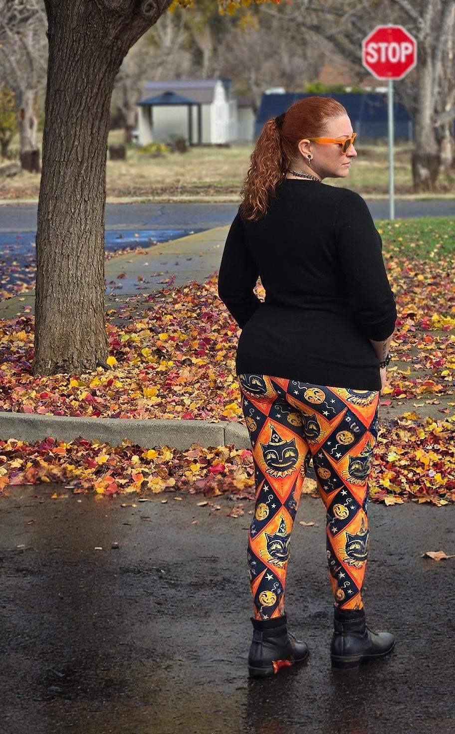 "Grinning Jack" (Johanna Parker Exclusive) Orange Vintage Cat - High-quality Handcrafted Vibrant Leggings