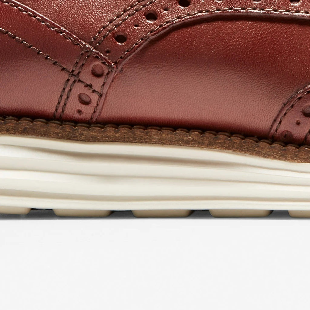 MENS COLE HAAN ORIGINAL GRAND CLASSIC WINGTIP OXFORDS - WIDE WIDTH