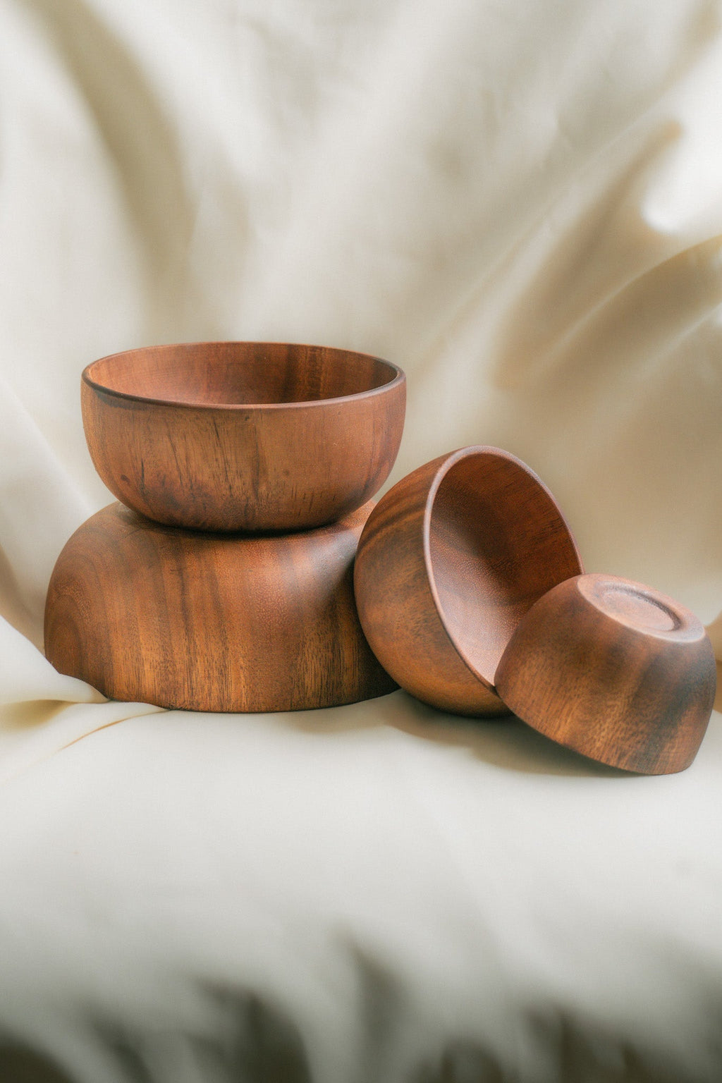 Rustic Acacia Wood Bowl Set