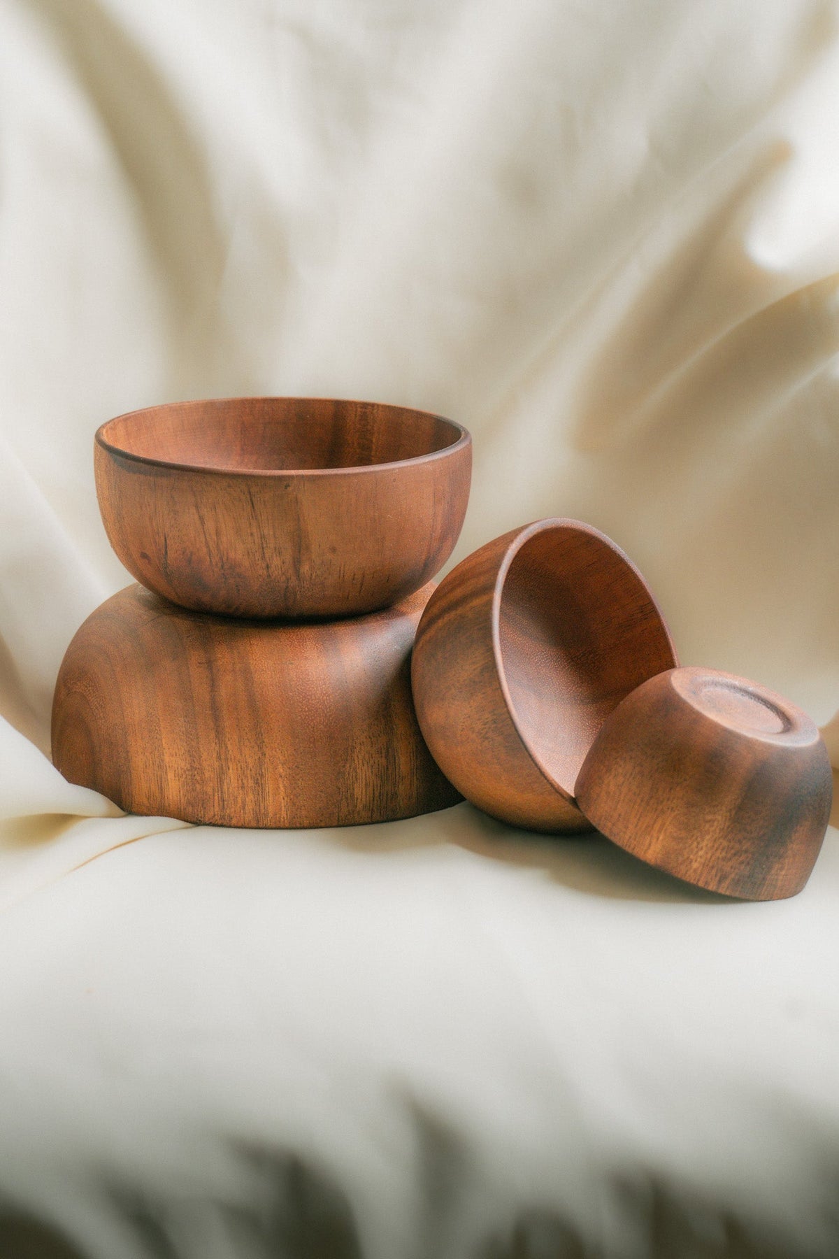 Rustic Acacia Wood Bowl Set