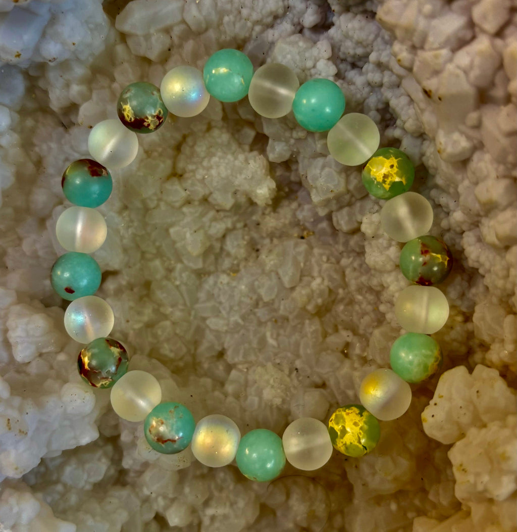 Ocean Breeze Resin Bead Bracelet – Sea Glass Vibes