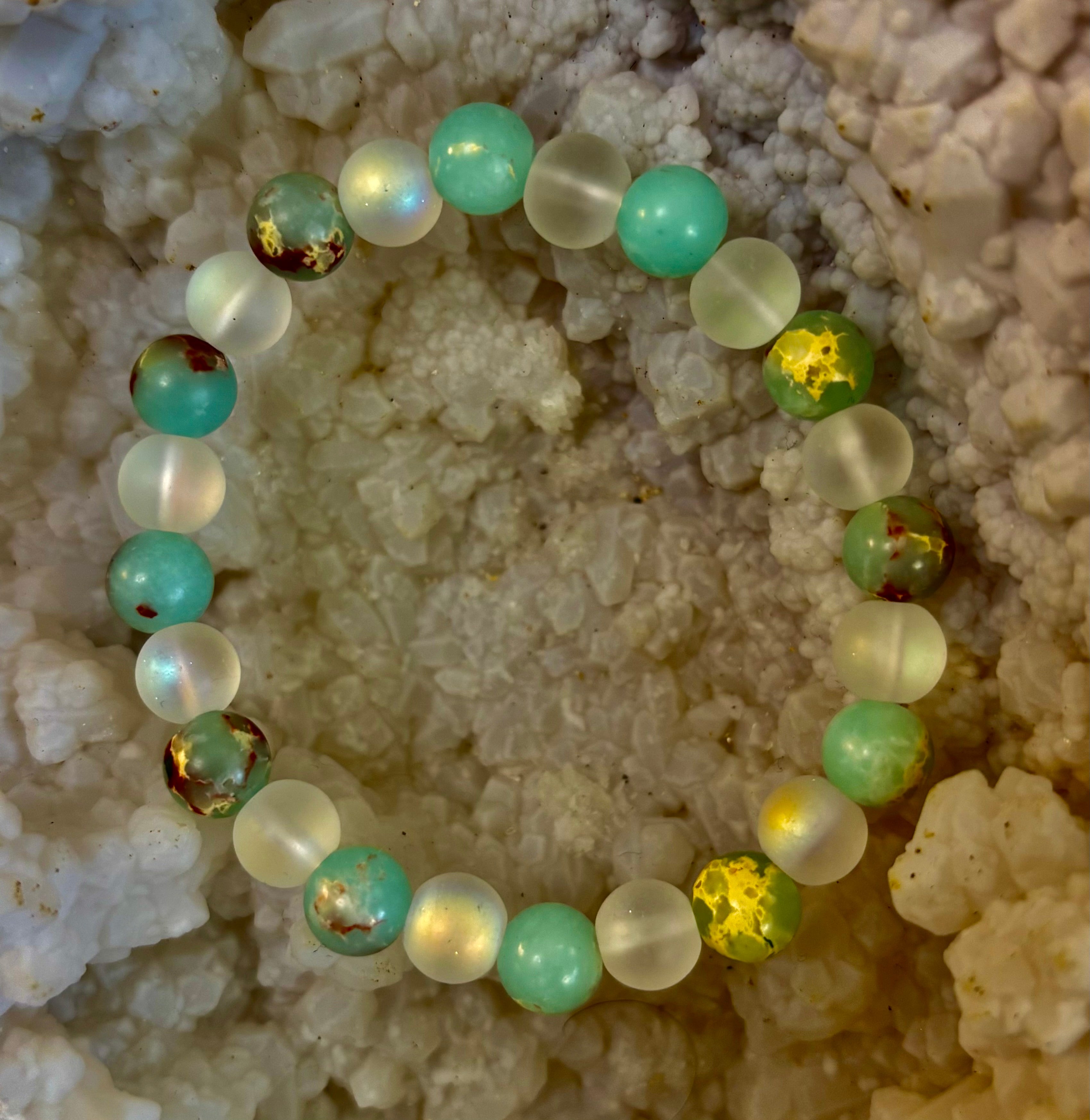 Ocean Breeze Resin Bead Bracelet – Sea Glass Vibes