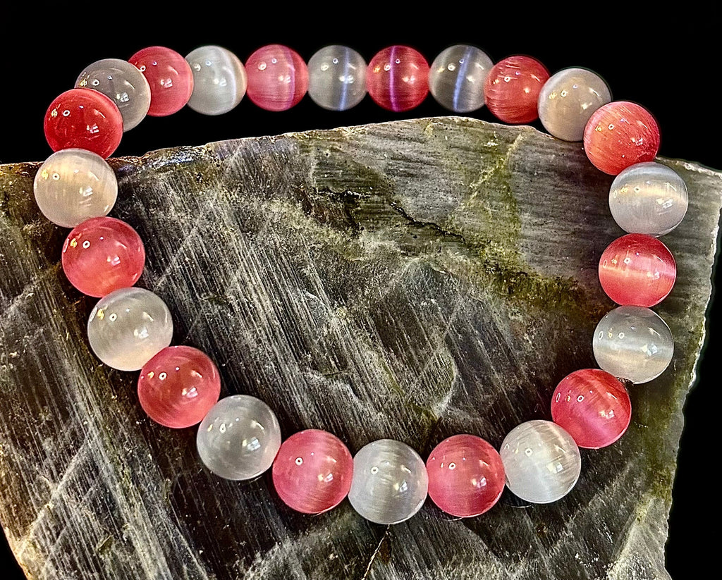 Blush Harmony Cat Eye Bracelet 💗✨