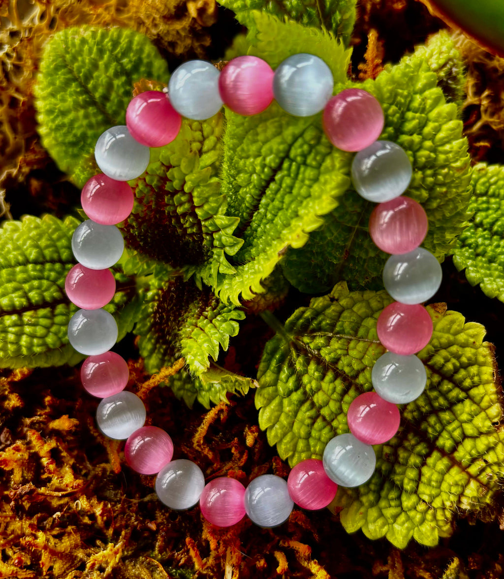 Blush Harmony Cat Eye Bracelet 💗✨