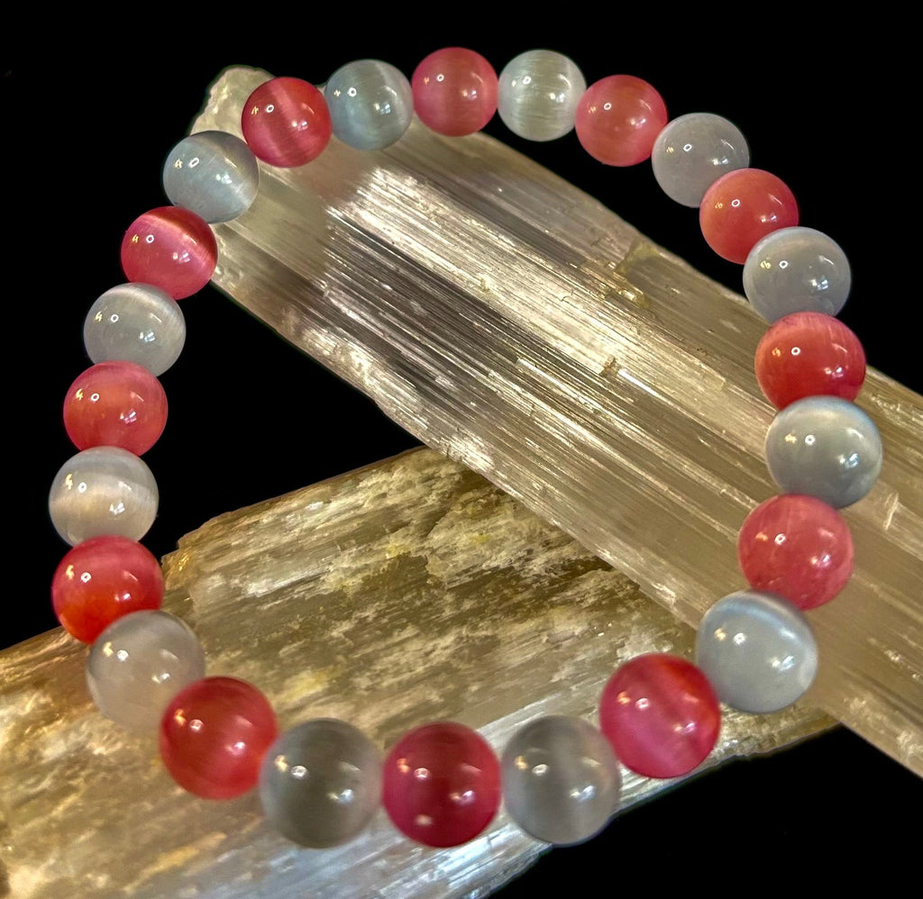 Blush Harmony Cat Eye Bracelet 💗✨