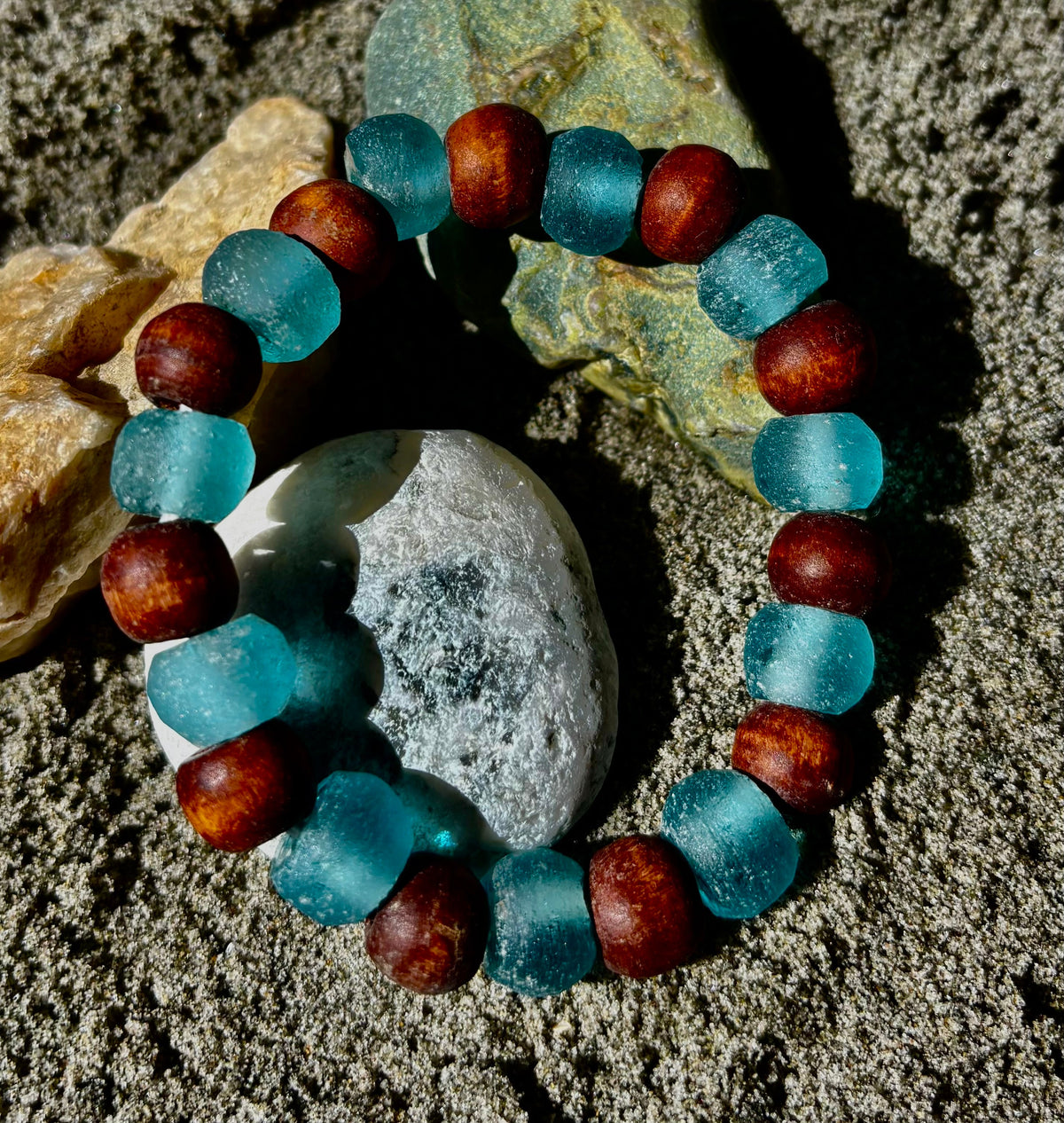 Ocean Drift Recycled Sea Glass Bracelet – Blue Coastal Wood Bead Stretch Bracelet
