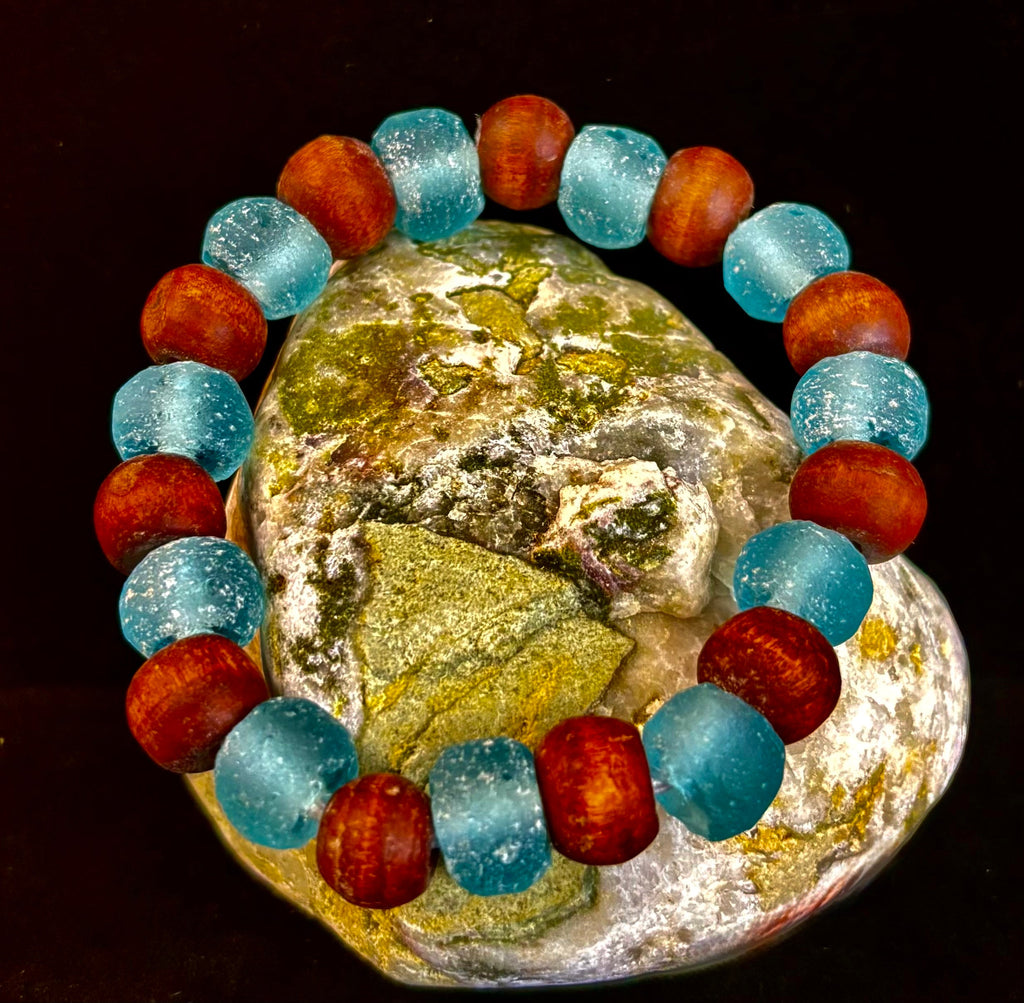 Ocean Drift Recycled Sea Glass Bracelet – Blue Coastal Wood Bead Stretch Bracelet