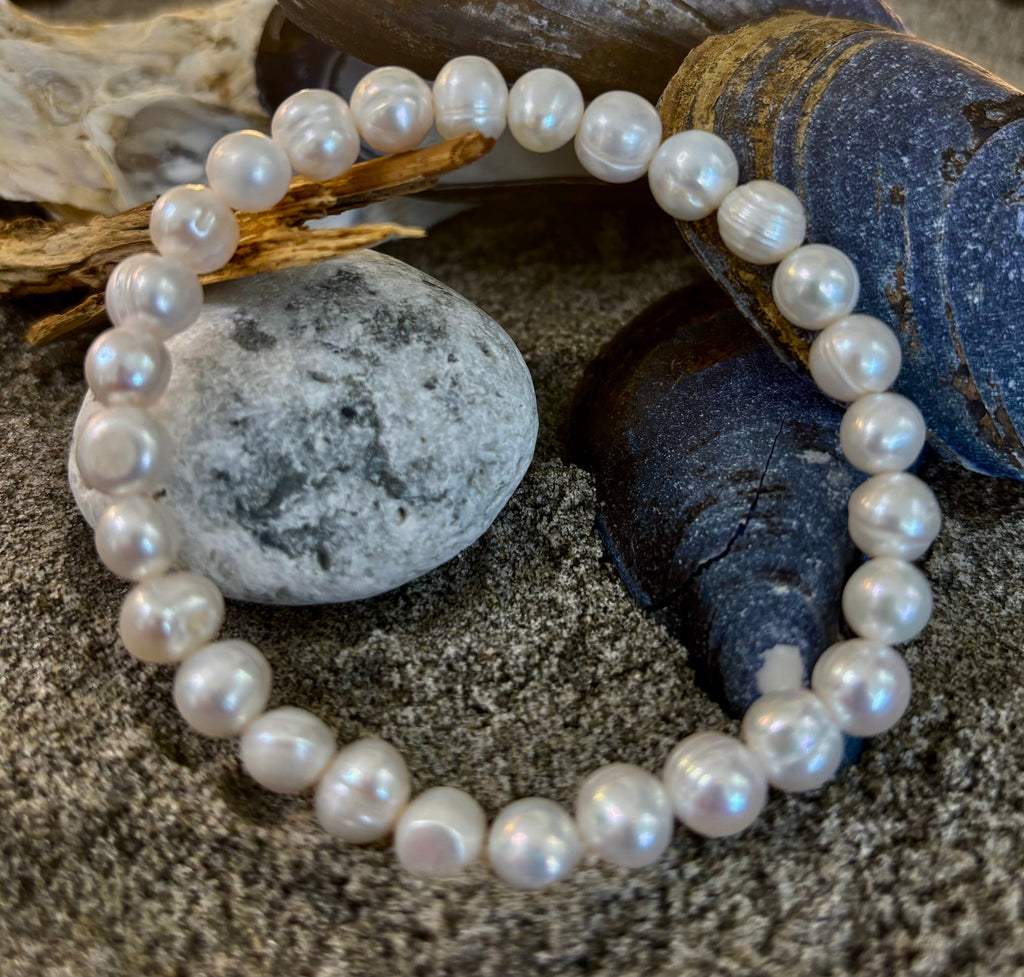 Luminous Grace Freshwater Pearl Bracelet – 6mm & 8mm White Pearl Stretch Bracelet