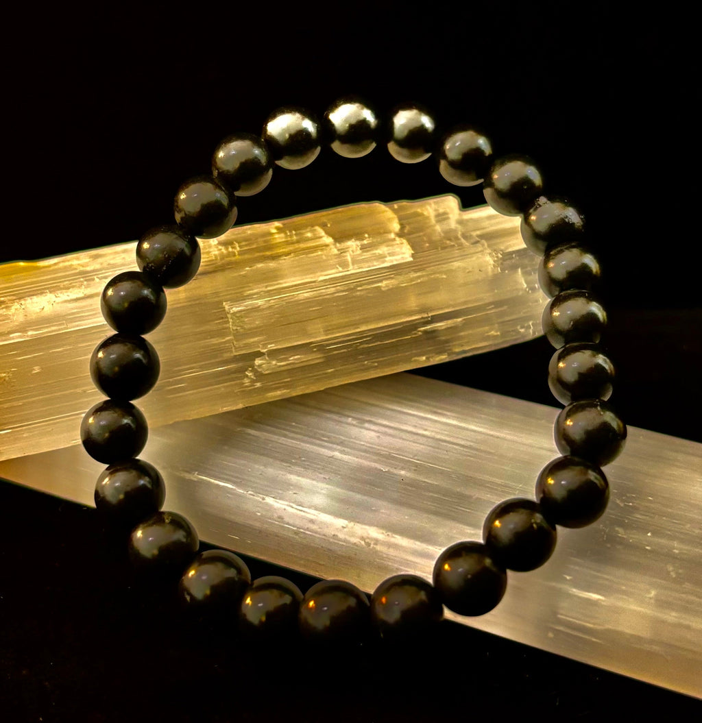 Reiki-Infused Authentic Karelian Shungite Bracelet for EMF Shielding, Detoxification & Deep Grounding (8mm)