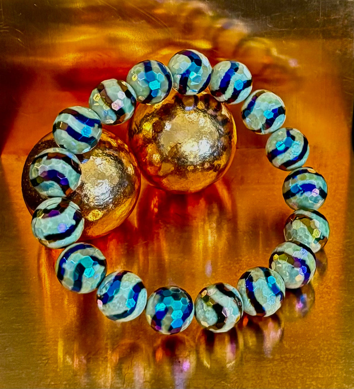 Main Character Energy – Faceted Metallic Electroplated Agate Bracelet (10mm)