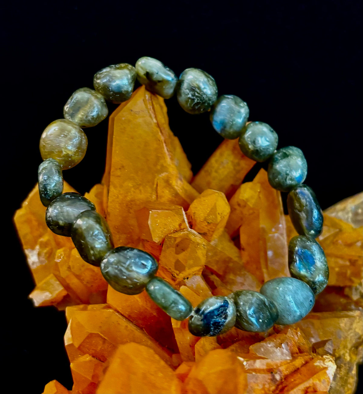 Cosmic Pebble Magic – Tumbled Natural Labradorite Bracelet (10–12mm)