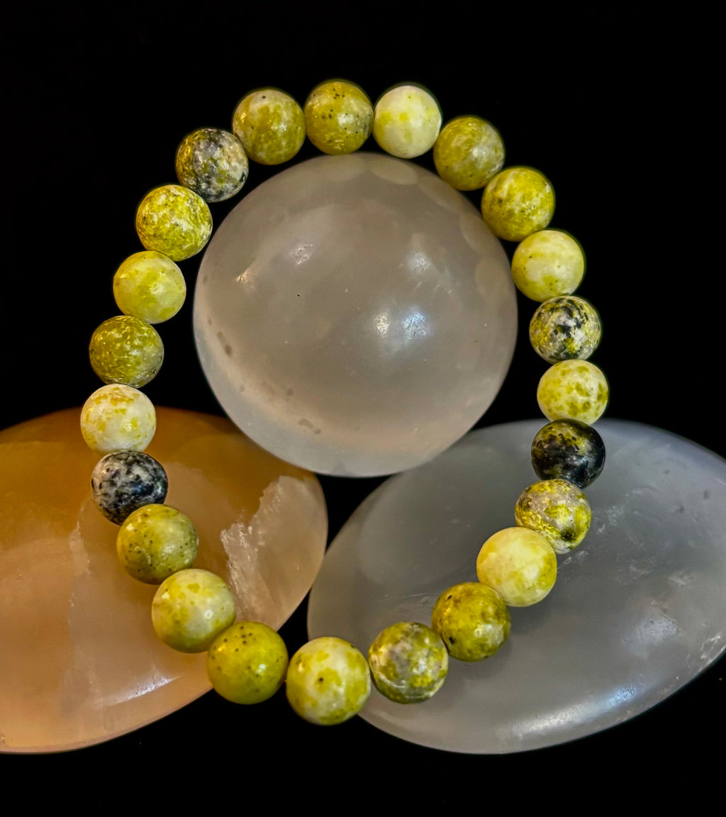 Yellow Serpentine Bracelet | The Sunshine & Renewal Gemstone