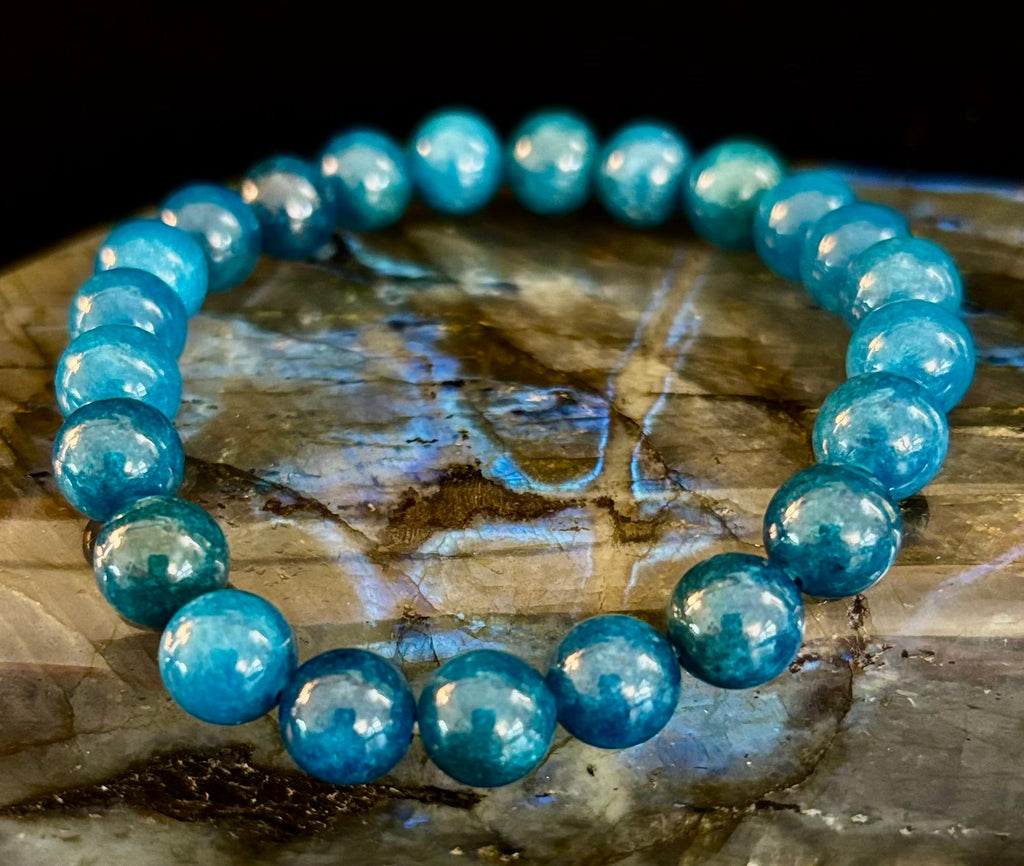 Reiki-Infused Natural Blue Apatite Bracelet for Inspiration, Creative Focus & Expressive Truth (8mm & 10mm)