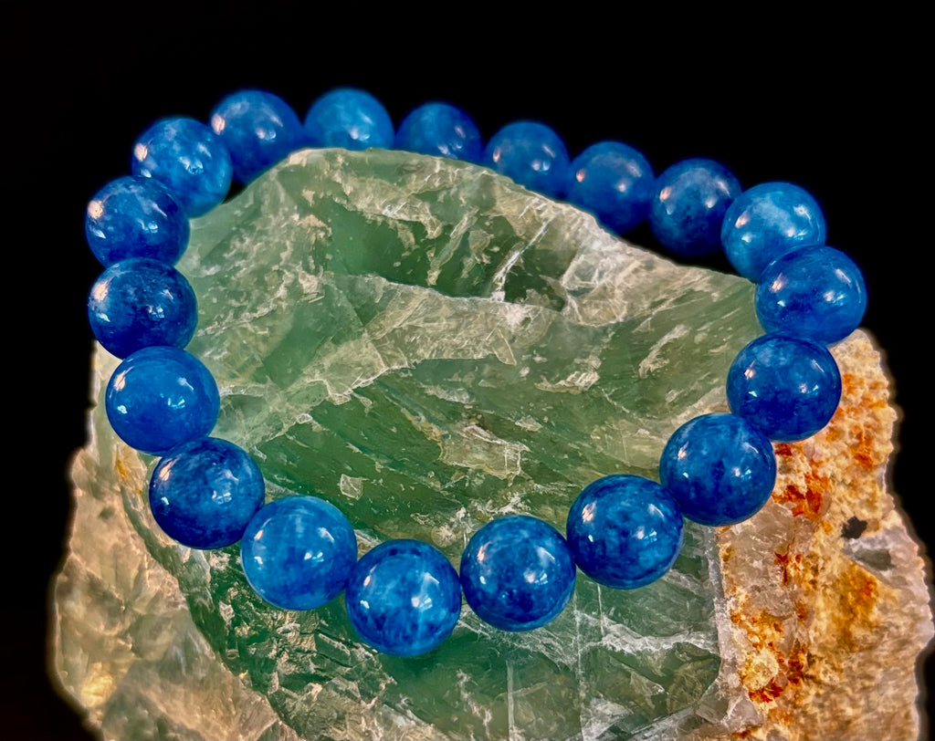 Reiki-Infused Natural Blue Apatite Bracelet for Inspiration, Creative Focus & Expressive Truth (8mm & 10mm)