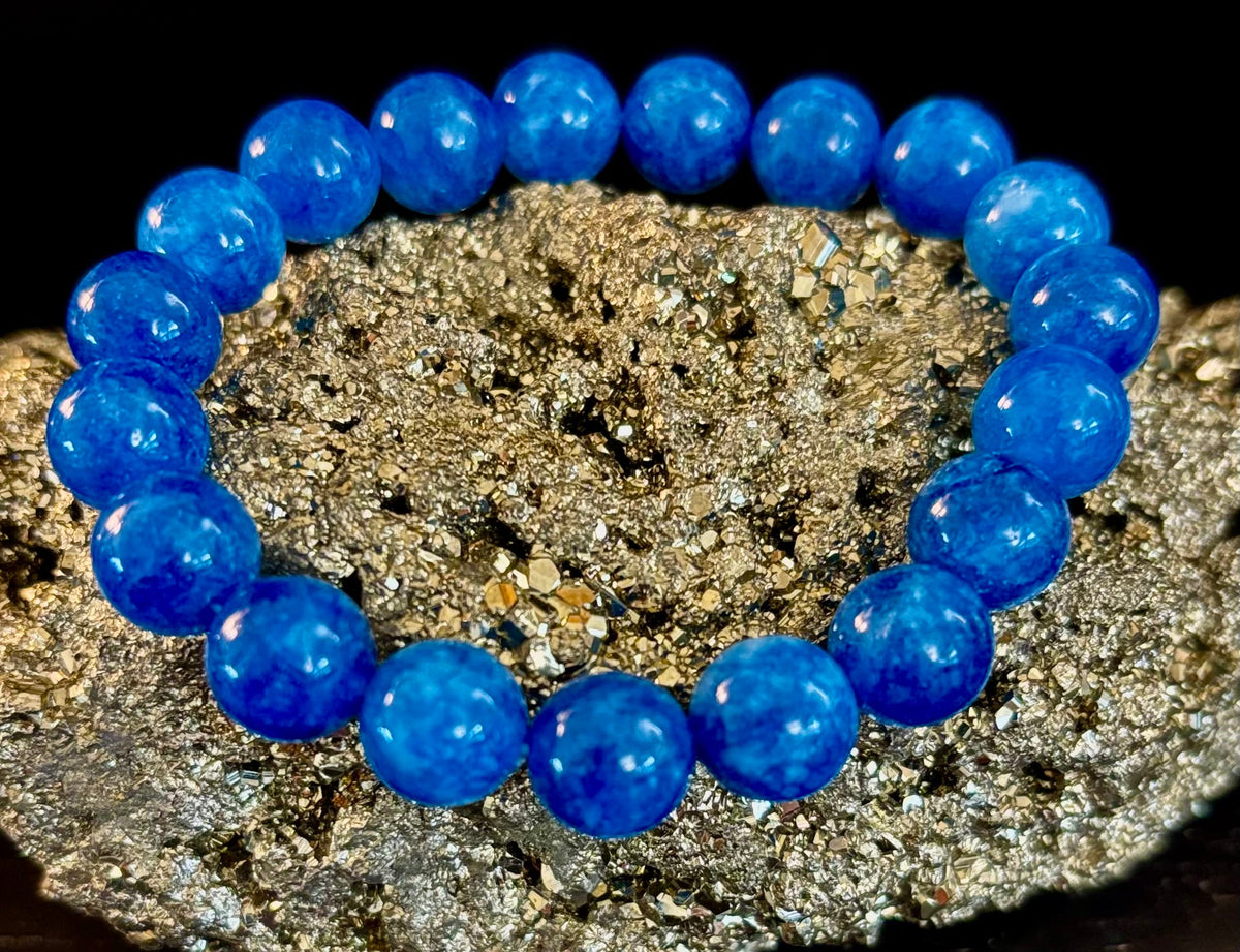 Reiki-Infused Natural Blue Apatite Bracelet for Inspiration, Creative Focus & Expressive Truth (8mm & 10mm)
