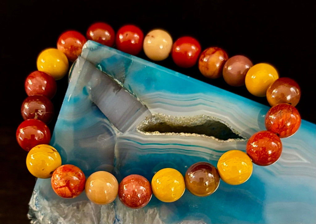 Reiki-Infused Australian Mookaite Jasper Bracelet for Vitality, Grounded Decision-Making & Embracing Change (8mm)