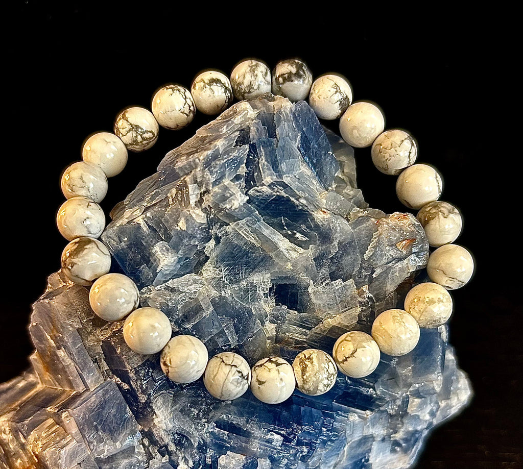 Reiki-Infused Natural White Howlite Bracelet for Calming Racing Thoughts, Stress Relief & Crown Chakra Peace (8mm)