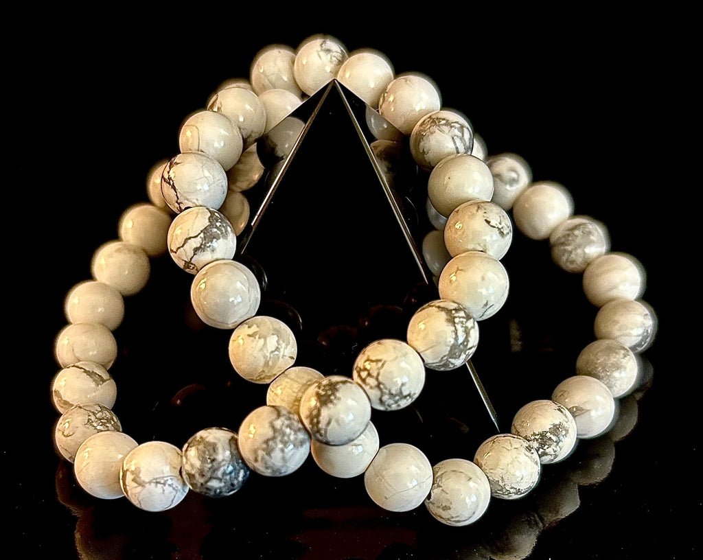 Reiki-Infused Natural White Howlite Bracelet for Calming Racing Thoughts, Stress Relief & Crown Chakra Peace (8mm)