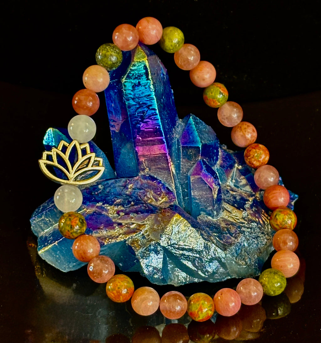 Reiki-Infused Heart Chakra Bracelet with Lotus Charm – Rose Quartz, Rhodonite & Unakite for Self-Love & Healing (6mm)