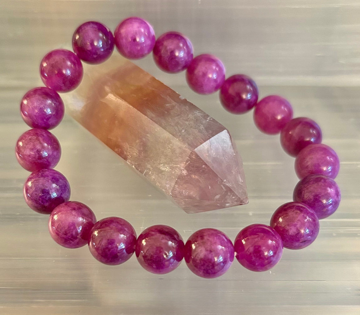 Reiki-Infused Natural Spodumene (Kunzite) Bracelet for Unconditional Love, Heart Chakra Healing & Emotional Balance (10mm)