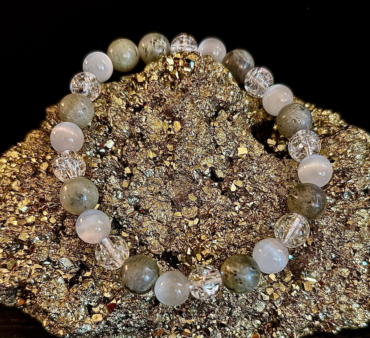 Reiki-Infused Lightworkers Healing Bracelet – Labradorite, Crackle Quartz & Selenite