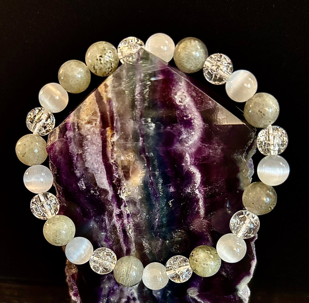 Reiki-Infused Lightworkers Healing Bracelet – Labradorite, Crackle Quartz & Selenite