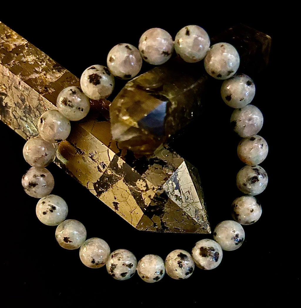 Reiki-Infused Natural Sesame Kiwi Jasper Bracelet for Joy, Nurturing Balance & Emotional Strength (8mm)