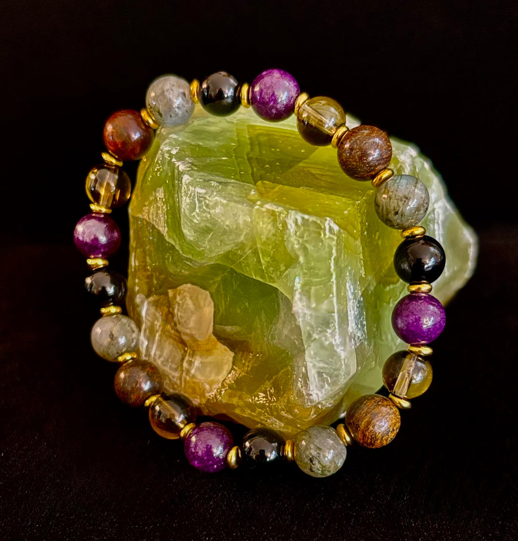 Reiki-Infused Mystic Energy Bracelet with Labradorite, Amethyst, Smoky Quartz, Black Onyx & Tiger’s Eye (8mm)