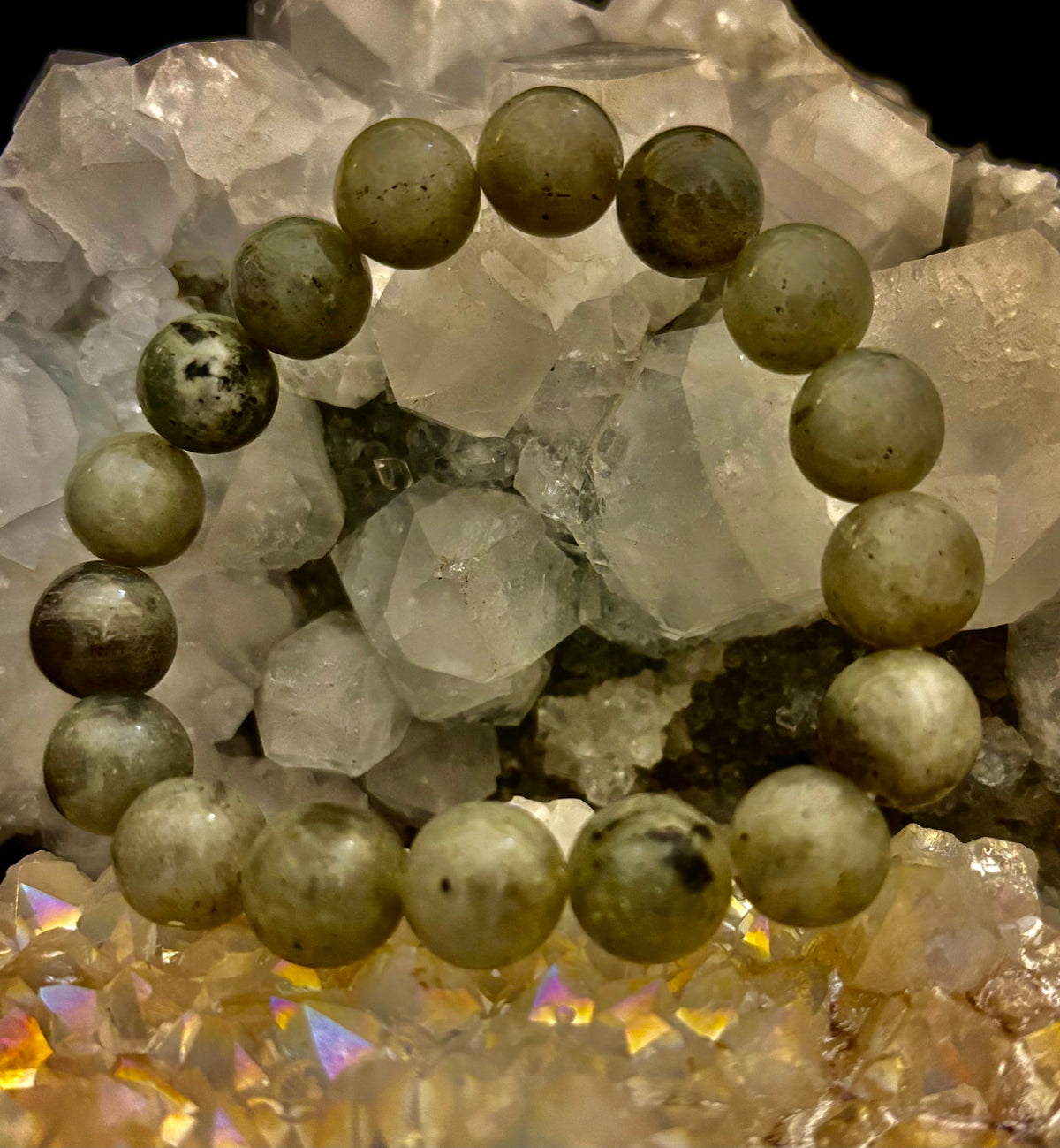 Reiki-Infused Natural Labradorite Bracelet for Intuition, Aura Protection & Spiritual Transformation (8mm, 10mm & 12mm)