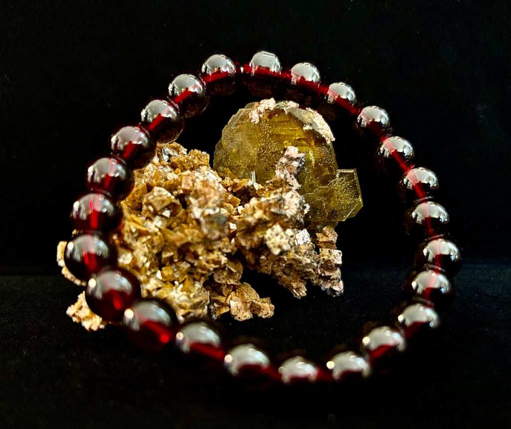 Reiki-Infused Natural Garnet Wishing Bracelet for Manifestation, Passion & Root Chakra Grounding (8mm)
