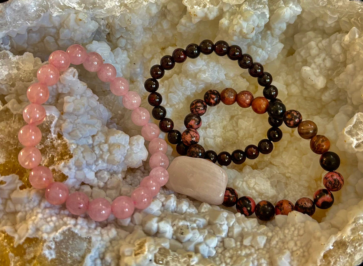 Intentions Bracelet Set with a Crystal – Love (Rose Quartz, Rhodonite & Garnet)