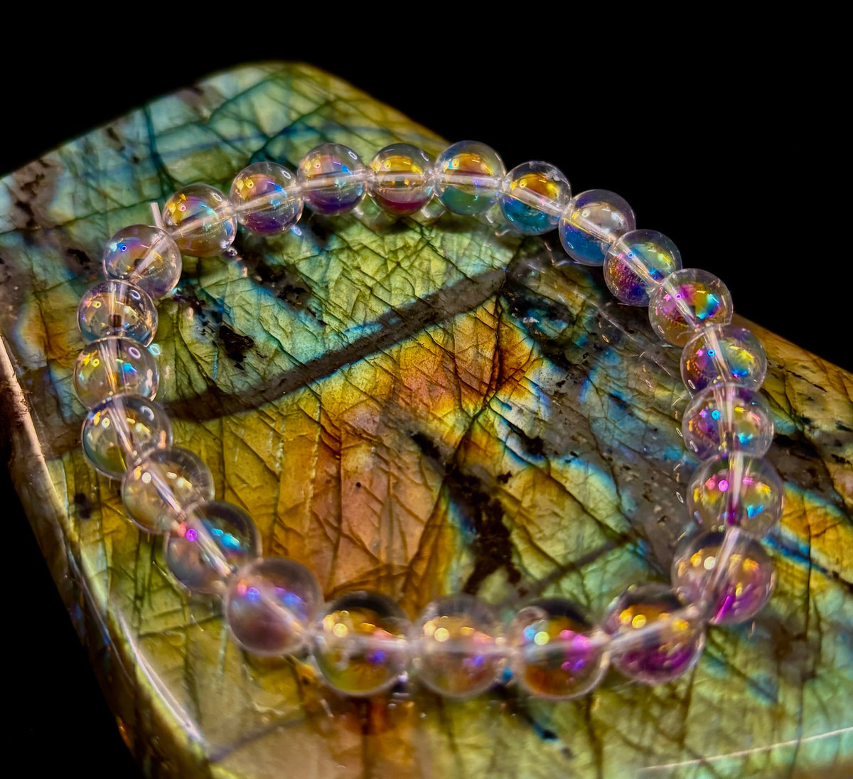 Angel Aura Clear Quartz 8mm Reiki-Infused Healing Crystal Bracelet (7.5” Medium Wrists)