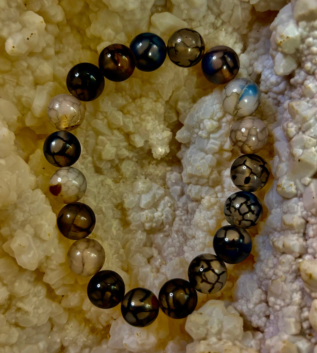 Reiki-Infused Black & White Dragon Vein Agate Bracelet for Protection, Yin-Yang Balance & Courage (8mm & 10mm)