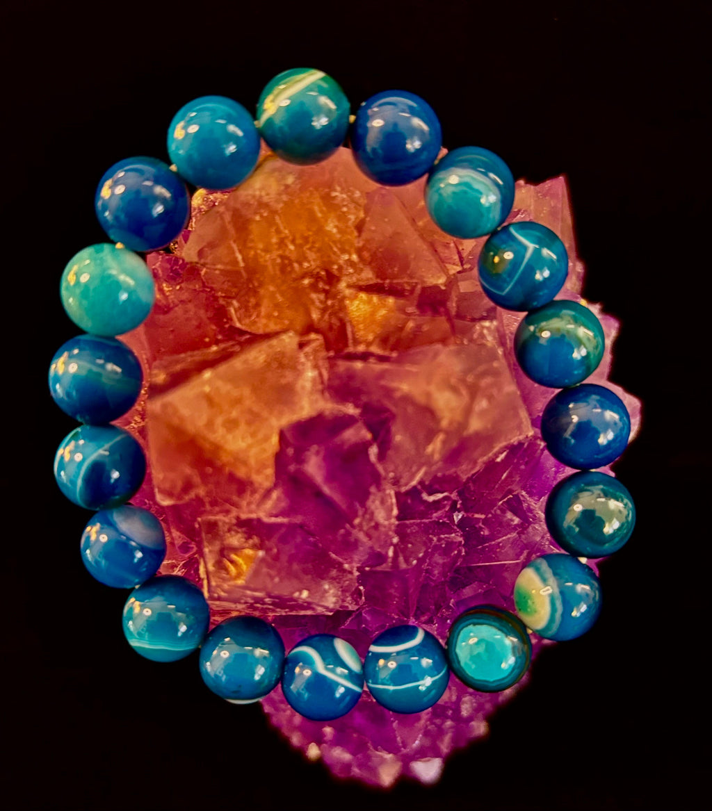 Blue Striped Agate Reiki-Infused Healing & Calm Bracelet (Medium Wrists)