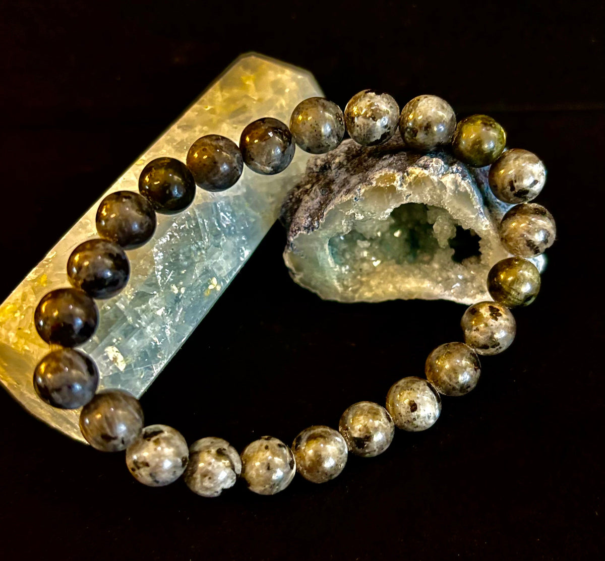 Reiki-infused Larvikite 8mm Protection & Manifestation Bracelet (Medium-Large Wrists)