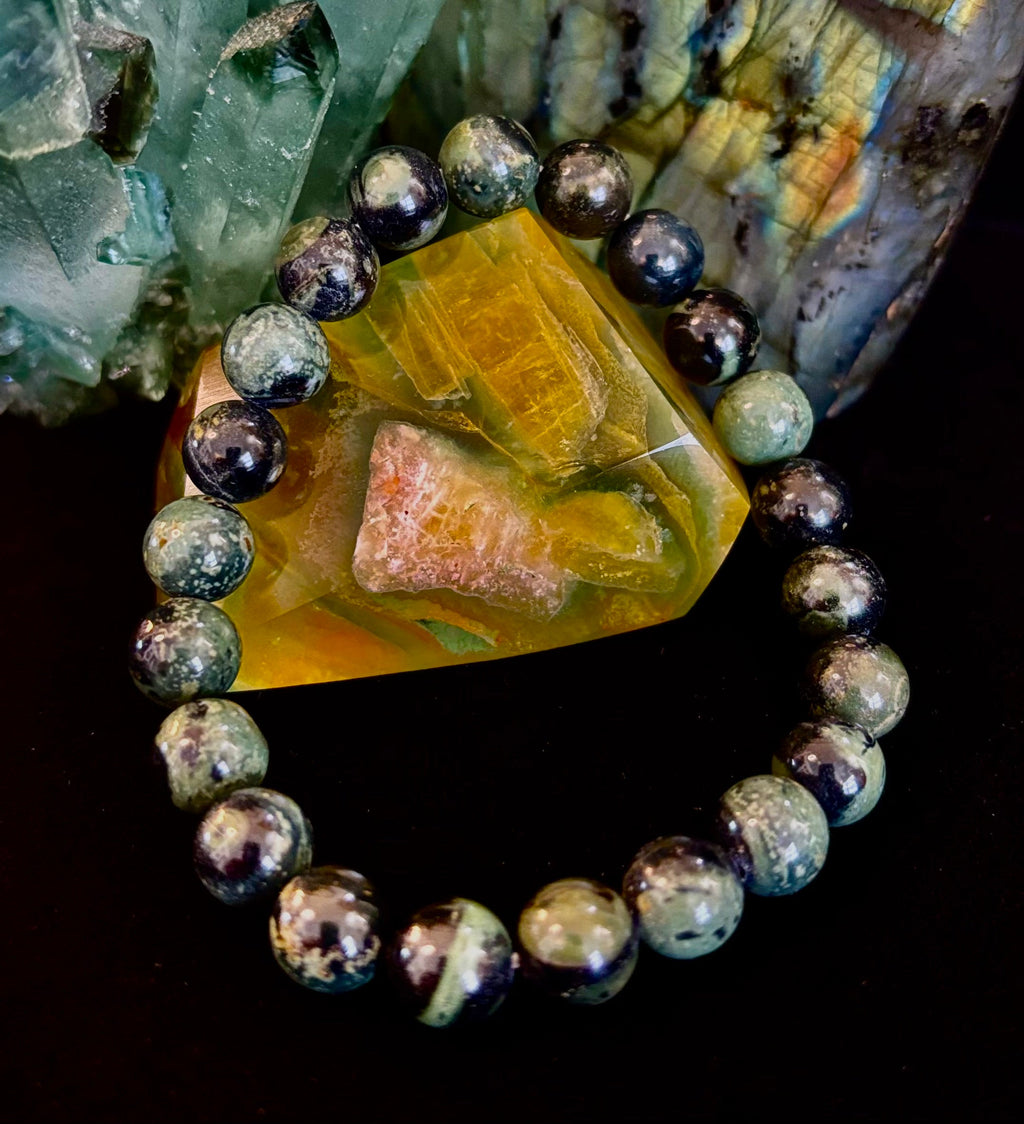 Kambaba Jasper 8mm Reiki-Infused Peace & Manifestation Bracelet (Medium-Large Wrists)