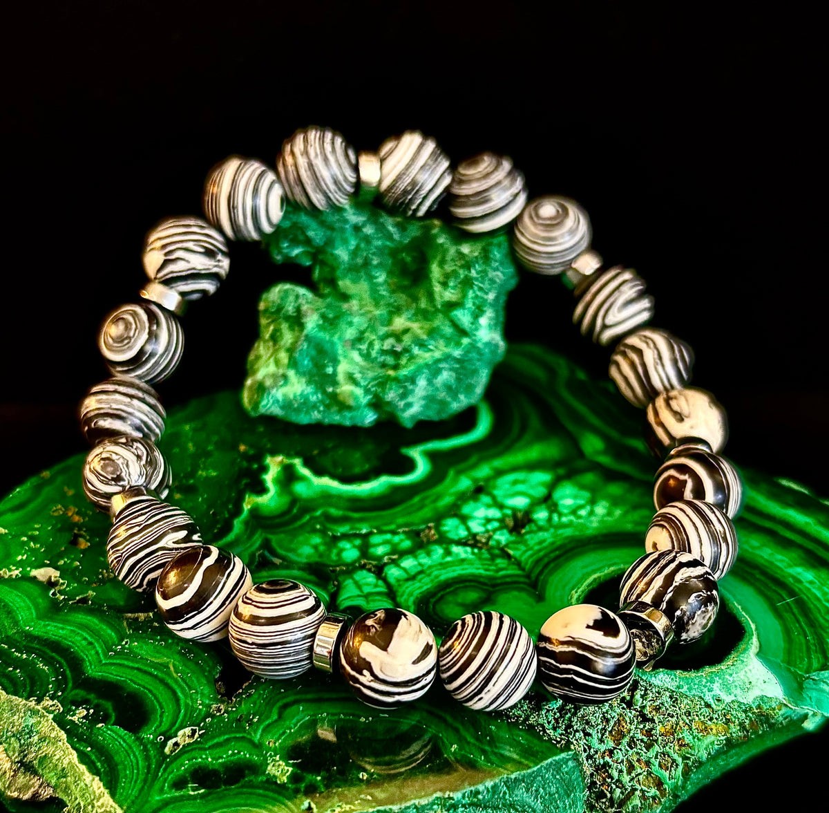 Black & White Striped Agate Stretch Bracelet — Natural Banded Agate Bracelet for Large to XL Wrists