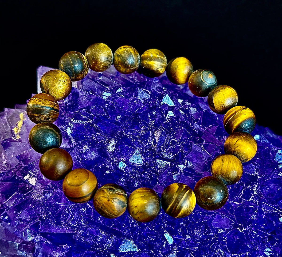 Reiki-Infused Matte Tiger’s Eye Bracelet for Courage, Protection & Focus (10mm)