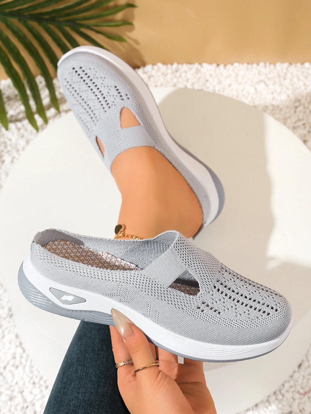 Women Shoes Convenient and Comfortable at Home, One Foot with a Vent and Half Slipper Women's Summer Shoes