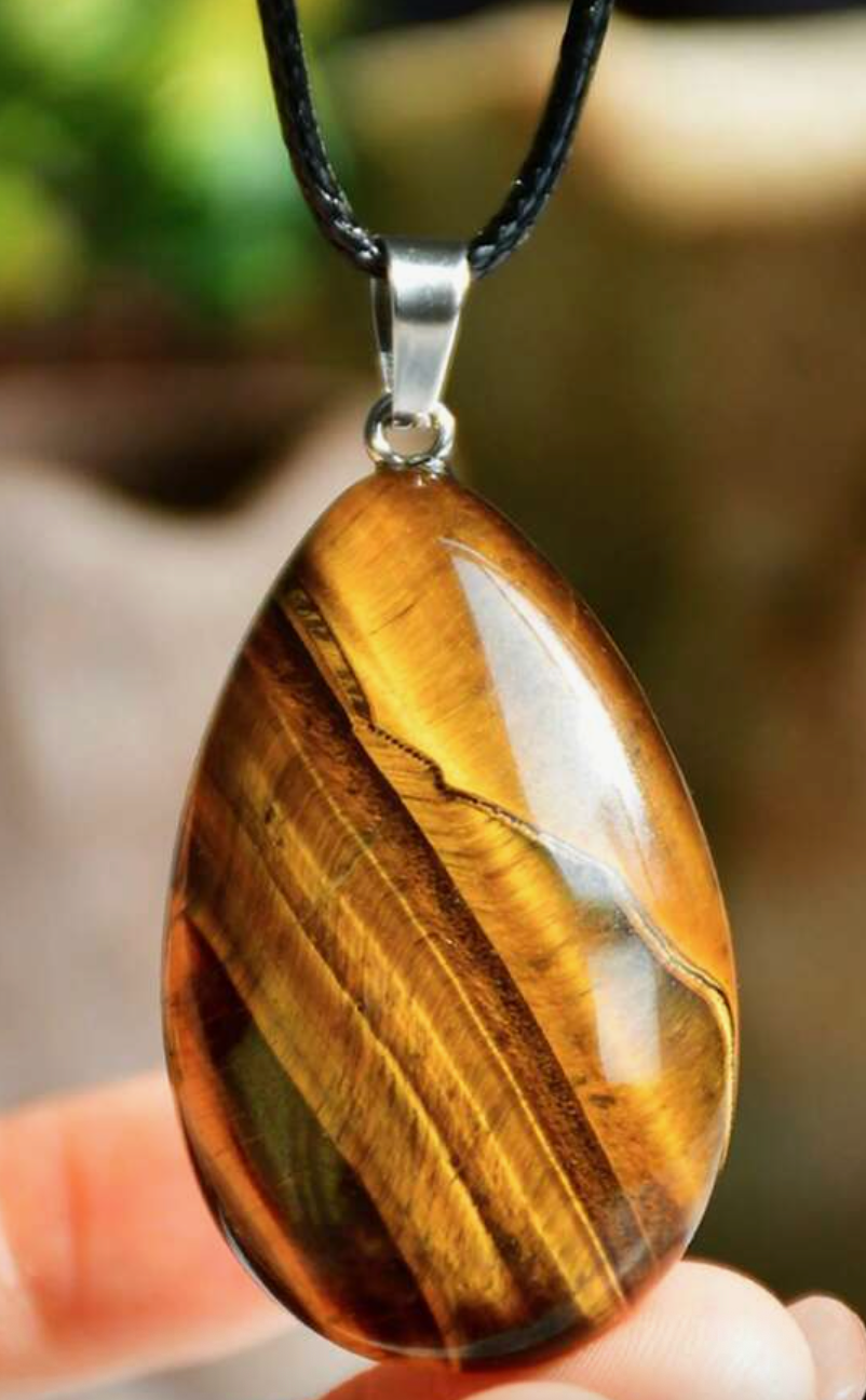 Grounded Elegance: Natural Tiger Eye Leather Pendant Necklace on Leather Rope
