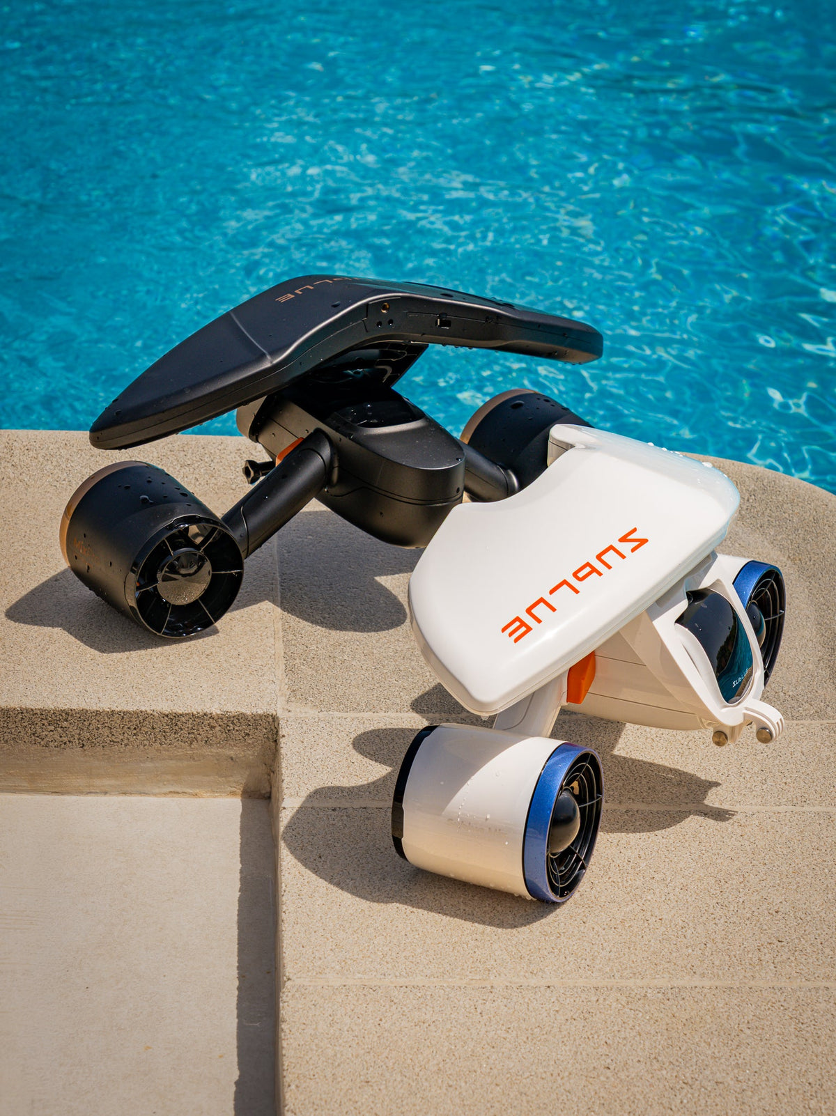 Underwater Fun With This Underwater Scooter