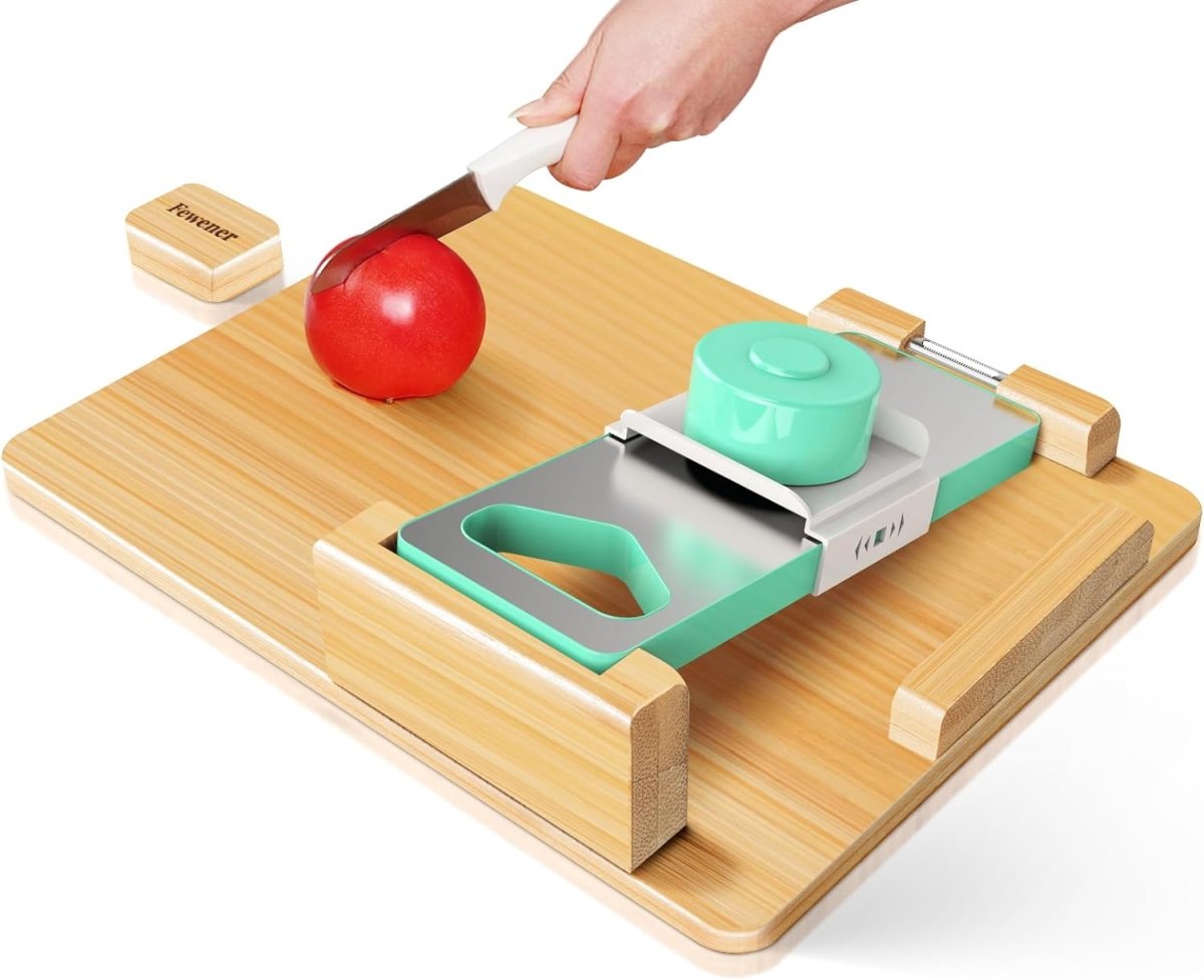 Adaptive One-Handed Cutting Board With Spikes