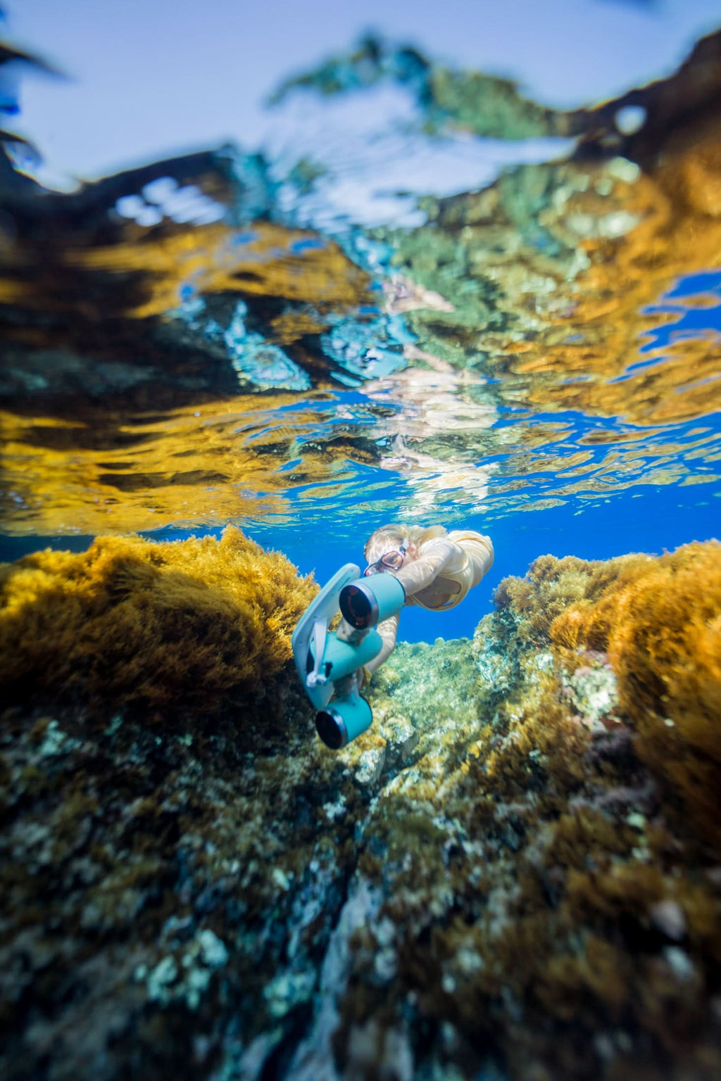 Underwater Fun With This Underwater Scooter