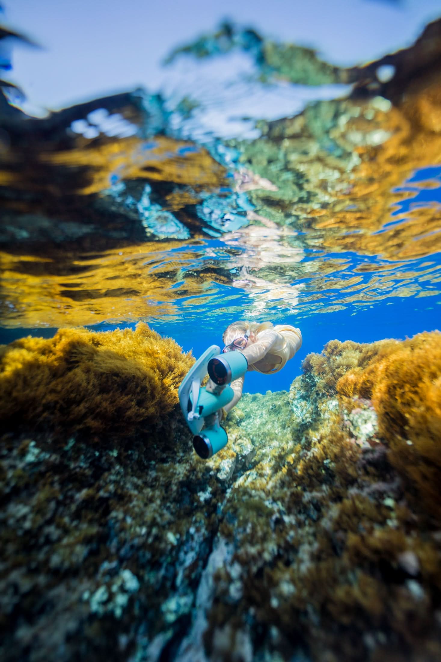 Underwater Fun With This Underwater Scooter